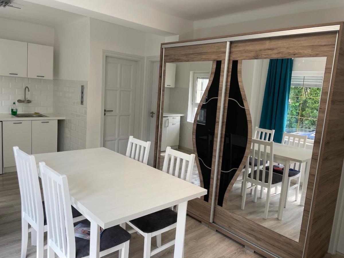 Janos Apartman بالاتونفوريد المظهر الخارجي الصورة